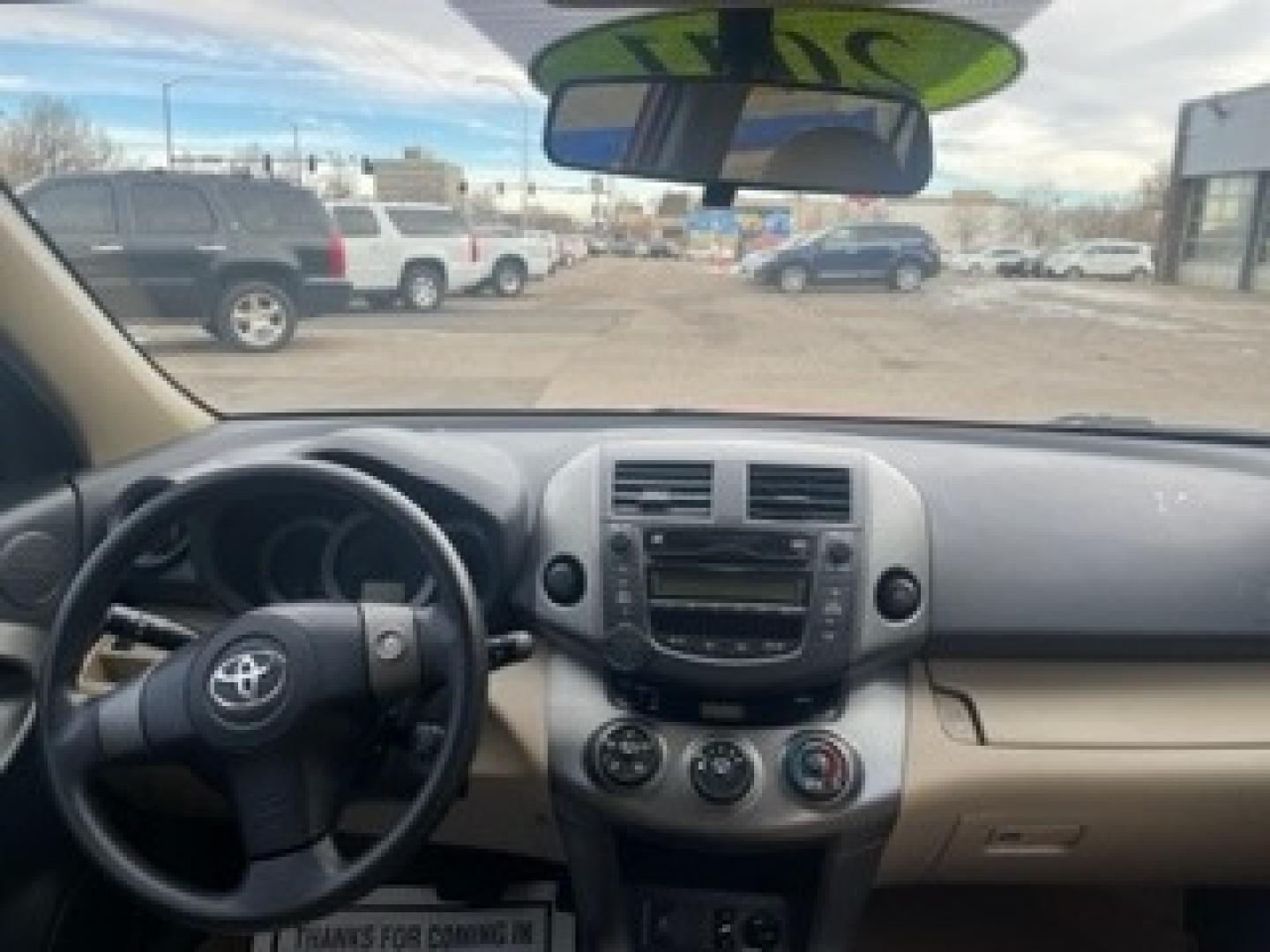 2011 TOYOTA RAV4 BASE I4 2WD (2T3ZF4DV1BW) with an 2.4L L4 DOHC 16V engine, located at 8595 Washington St., Thornton, CO, 80229, (303) 287-5511, 39.852348, -104.978447 - Looking for a reliable and affordable pre-owned vehicle in Thornton, CO? Look no further than D1 Auto Credit - Thornton. We have a wide selection of used cars, trucks, vans, SUVs, and crossovers to choose from, including this 2011 Toyota RAV4. With a price of $11,500, this Toyota RAV4 is a great va - Photo#5